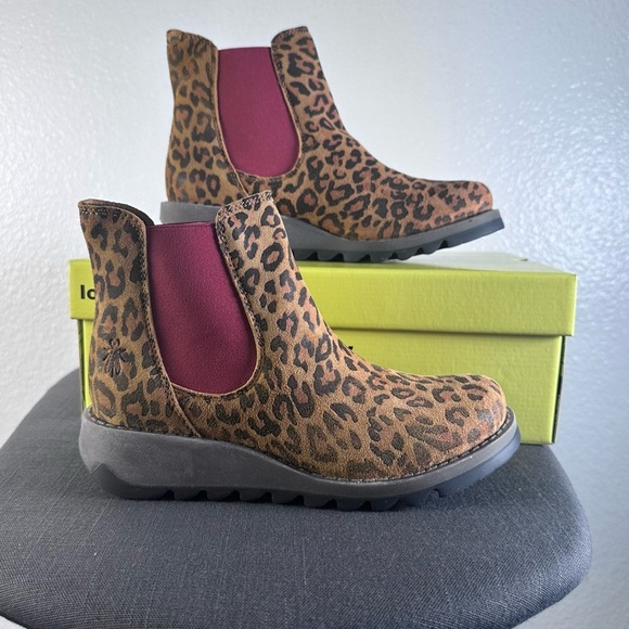 FLY London Women's Salv Cheetah Leather Chelsea Ankle Boots Size 6-6.5US / 37EU - Picture 2 of 6